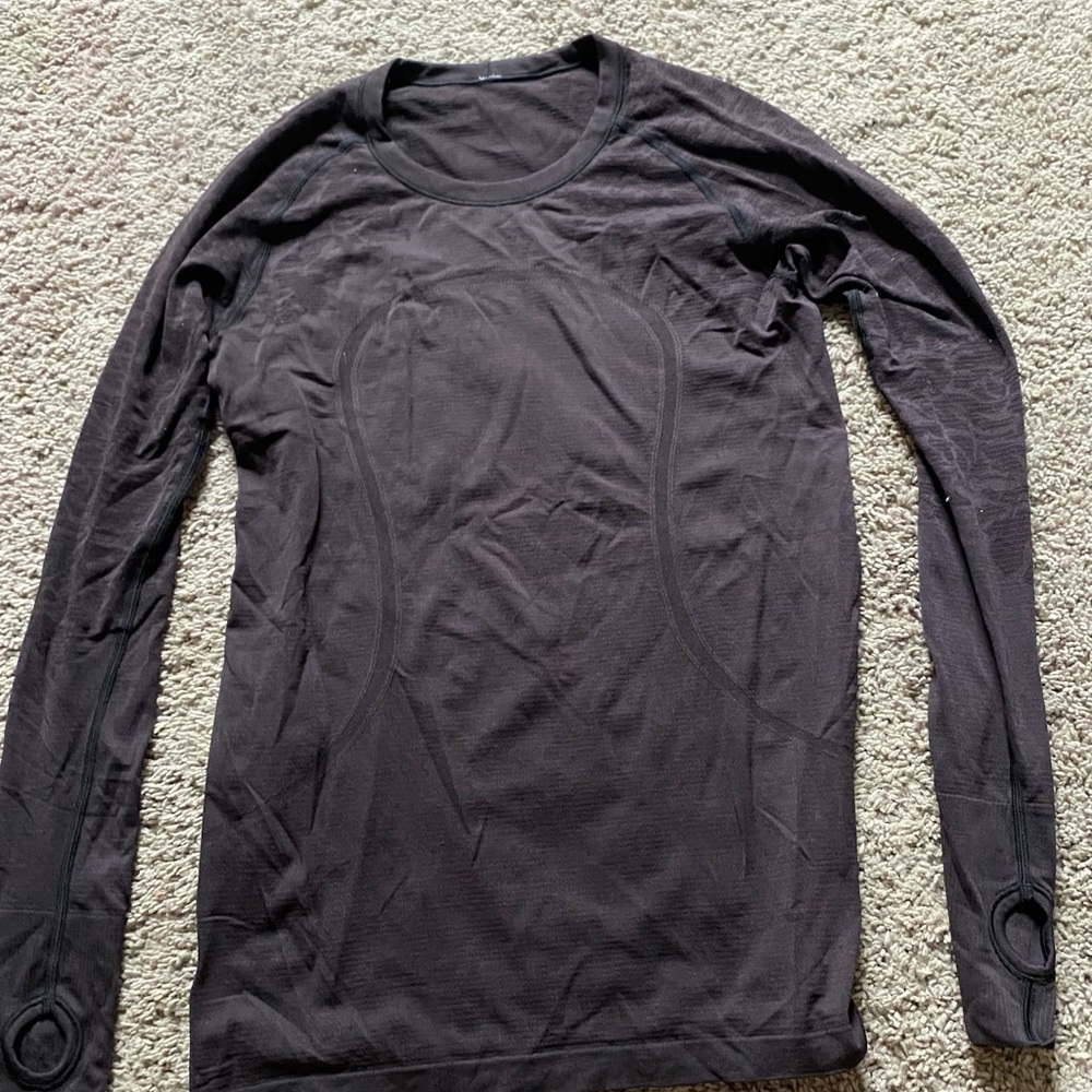 Lululemon swiftly tech long sleeve